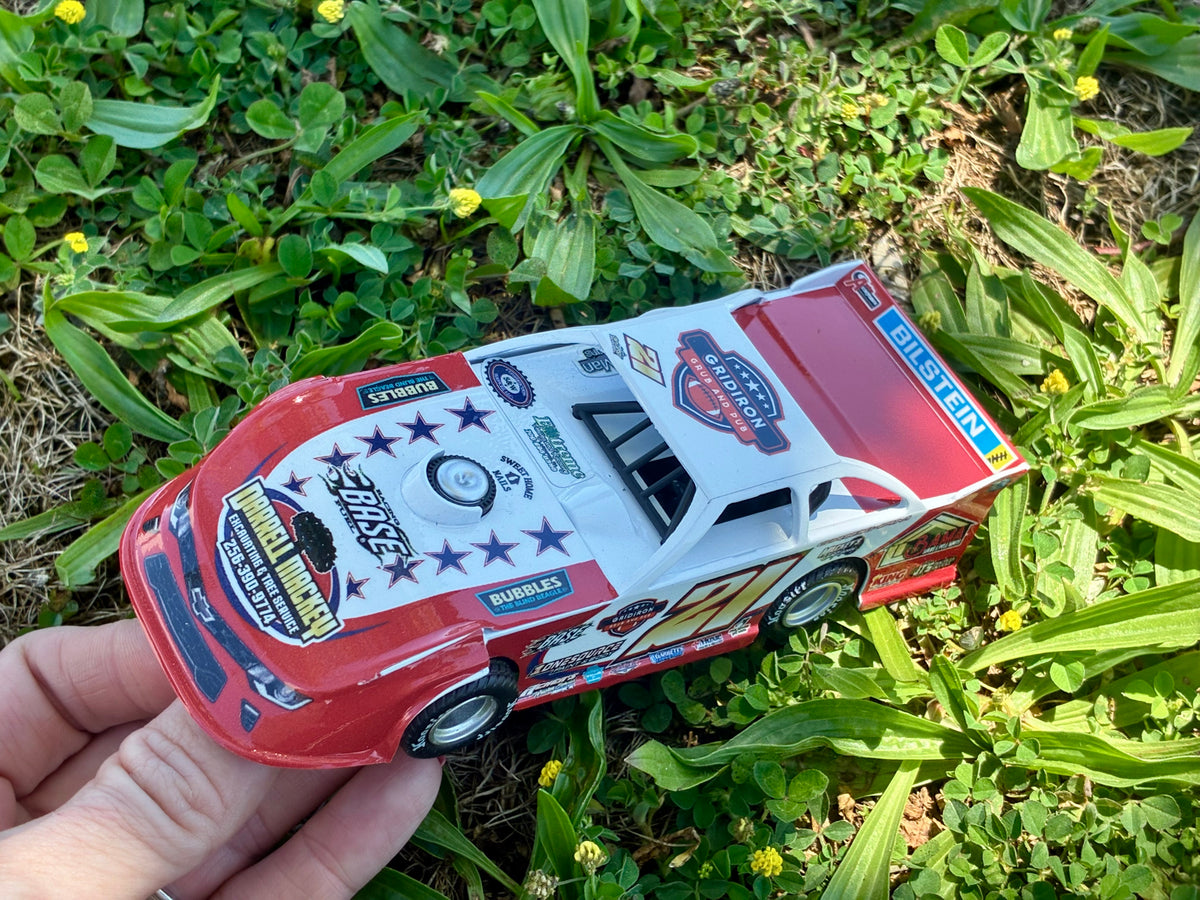 Eldora Dream Pullback car